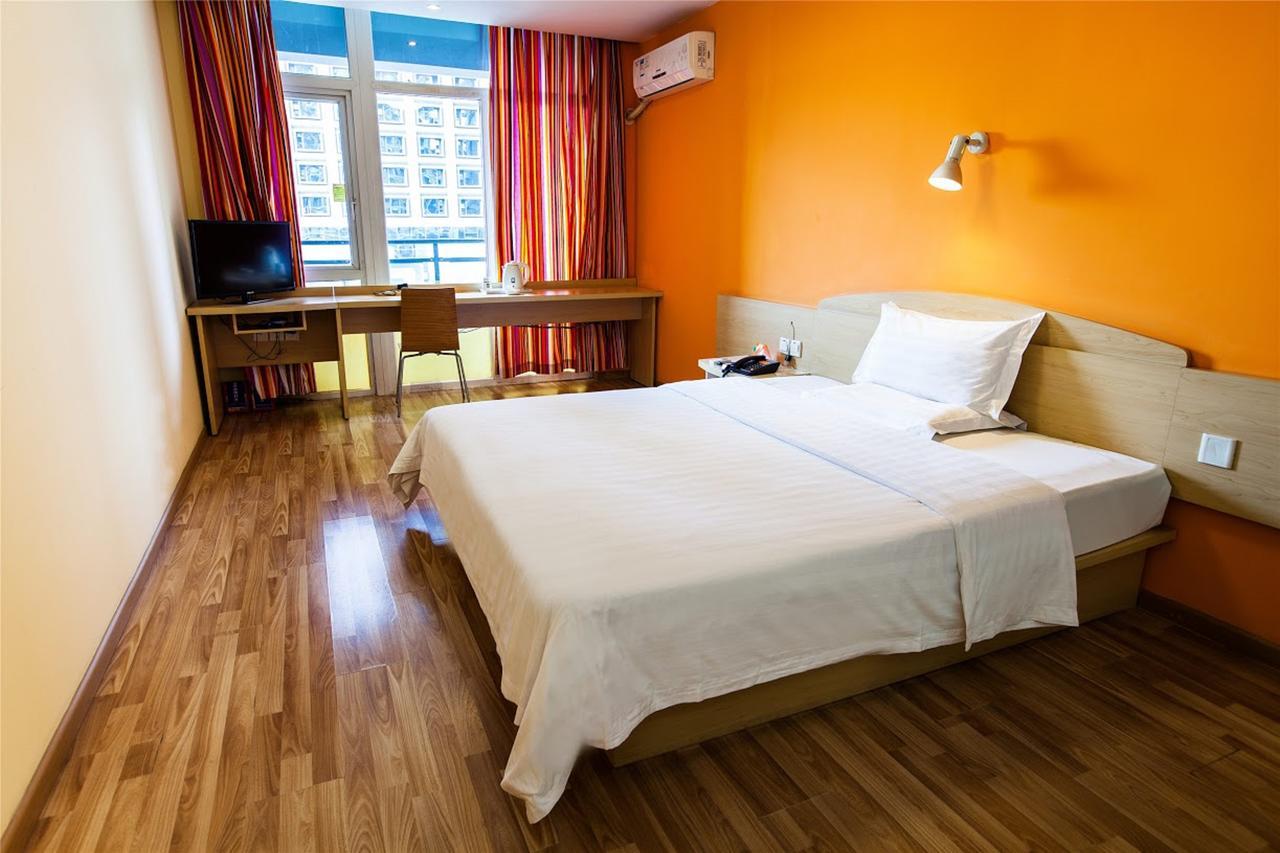 7Days Inn Wuhan Airport Panlong City Exterior foto